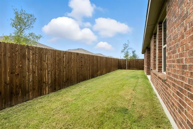 $1,950 | 2808 Jasmine Drive, Sherman, TX 75092