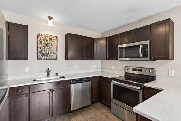 $499,900 | 84 Curtice Street East, St. Paul, MN 55107
