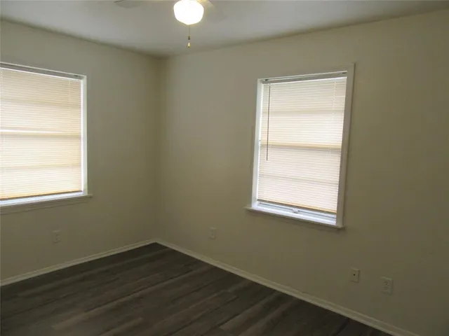 $1,695 | 810 Lexington Drive, Lancaster, TX 75134