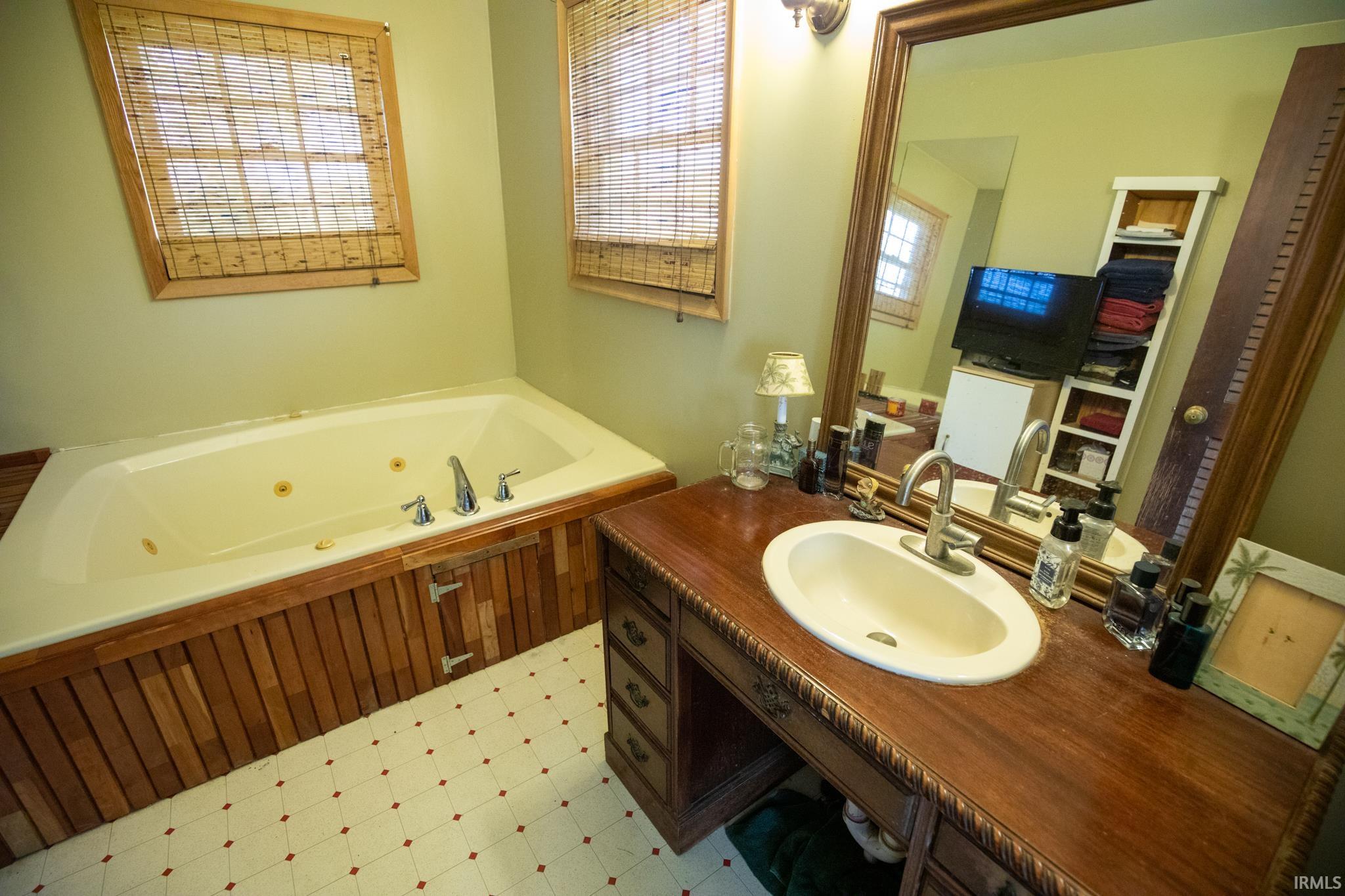 12628 Peach Road Plymouth, IN 46563 - Photo 8 of 20 Gallery Image 8