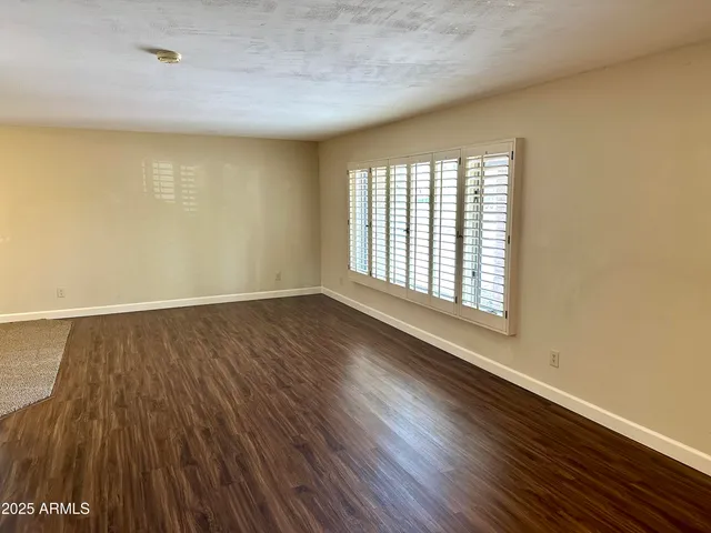 $2,995 | 8313 East VÃa De Las Flores, Scottsdale, AZ 85258