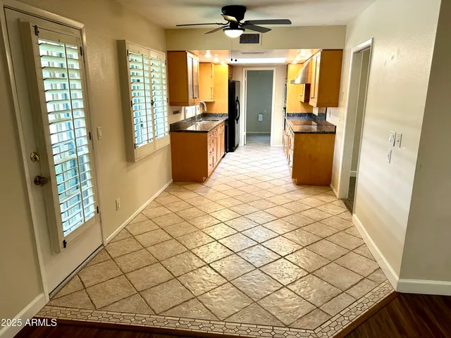 $2,995 | 8313 East VÃa De Las Flores, Scottsdale, AZ 85258