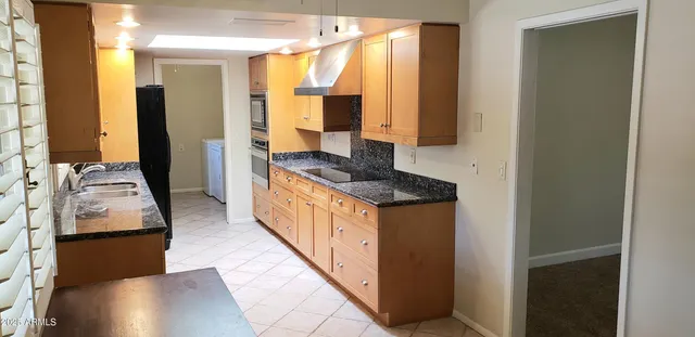 $2,995 | 8313 East VÃa De Las Flores, Scottsdale, AZ 85258