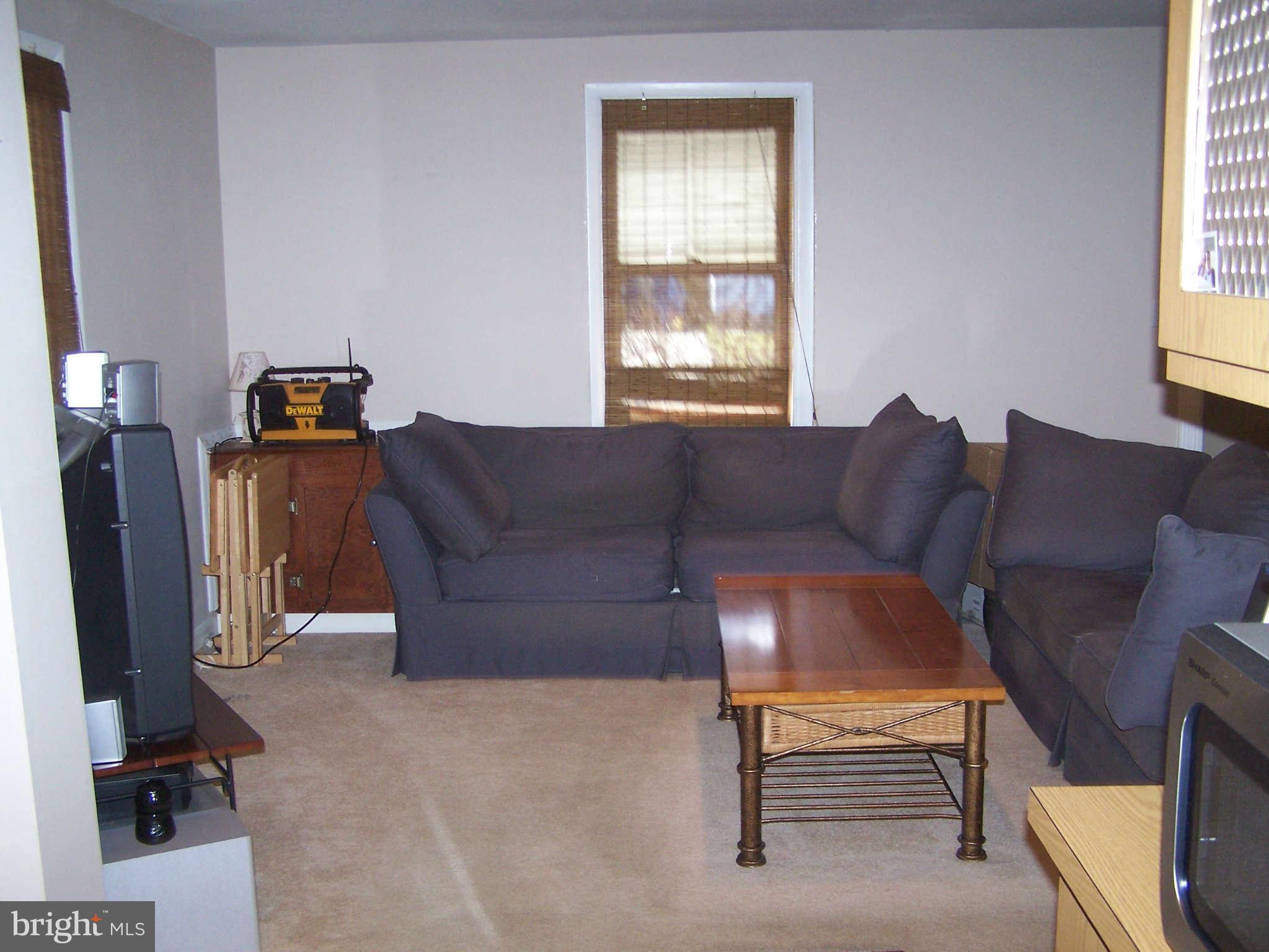 1749 Brookview Road Baltimore, MD 21222 - Photo 3 of 13 Dining Room