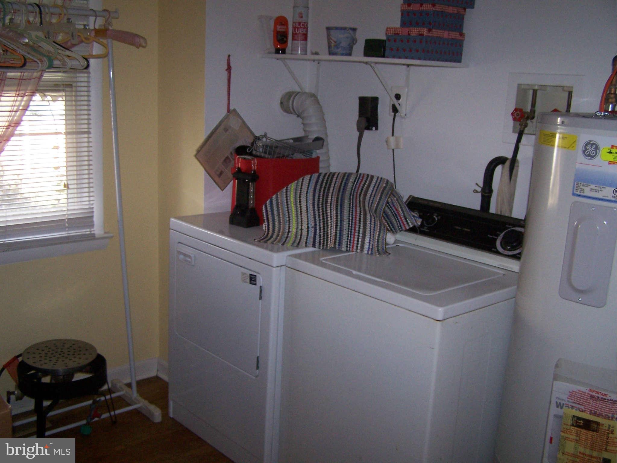 1749 Brookview Road Baltimore, MD 21222 - Photo 7 of 13 Interior (General)