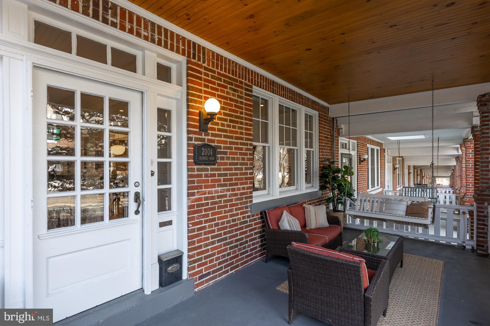 2004 Klingle Road Northwest Washington, DC 20010 - Photo 5 of 70