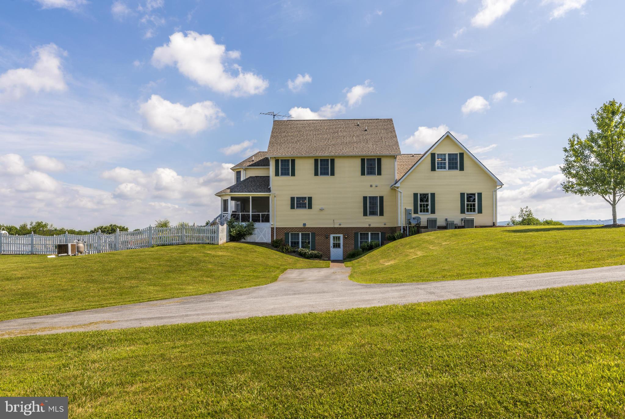 3331 Roy Shafer Road Middletown, MD 21769 - Photo 29 of 30 Exterior (Rear)
