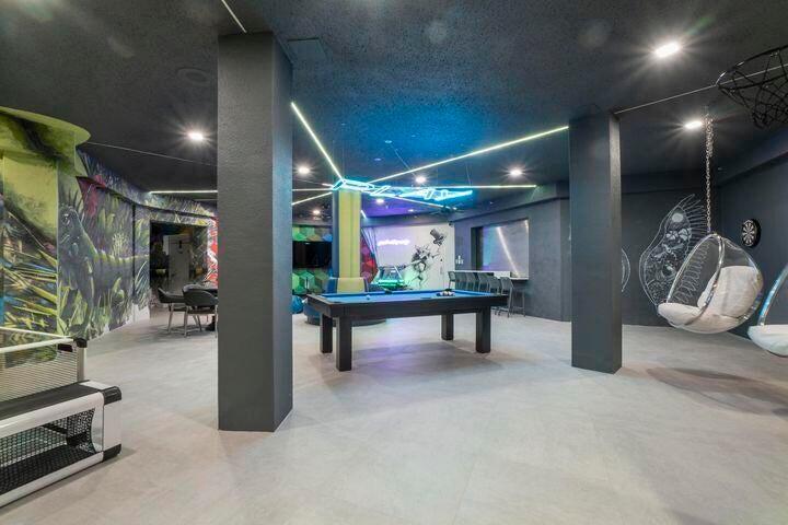 21125 Hamlin Drive Boca Raton, FL 33433 - Photo 55 of 69 a view of game room with gym equipment