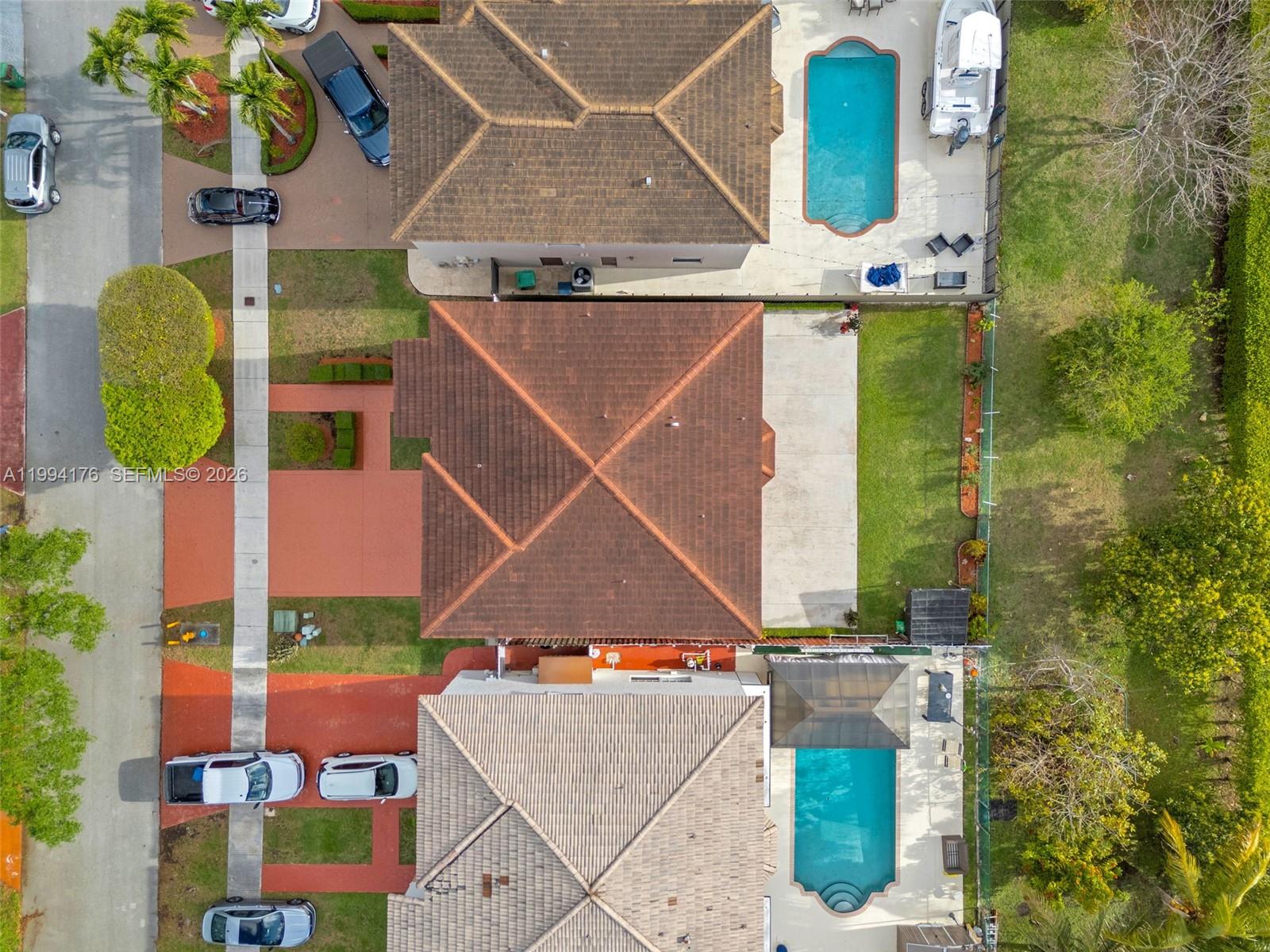 6502 Southwest 157th Court Miami, FL 33193 - Photo 41 of 51 an aerial view of multiple house
