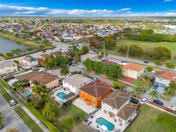 an aerial view of multiple house
