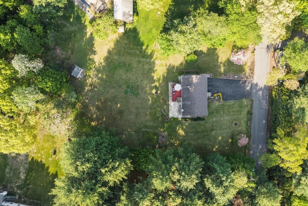 12 Murphy Road Hudson, MA 01749 - Photo 27 of 36