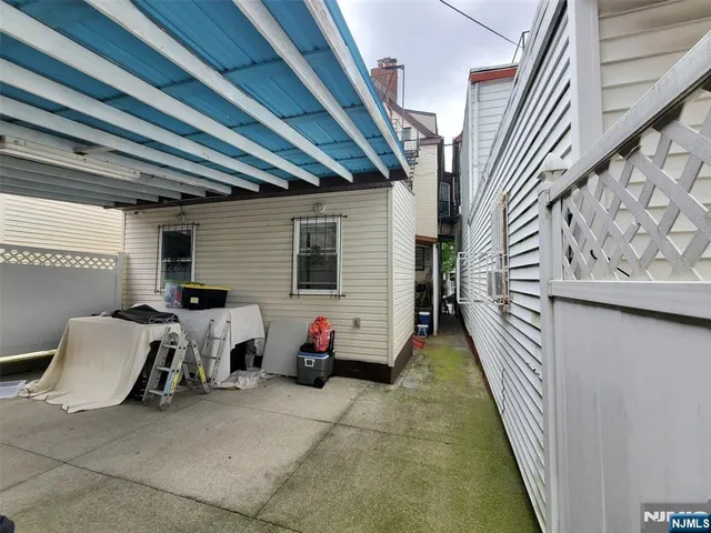 $745,000 | 322 Clifton Avenue, Newark, NJ 07104