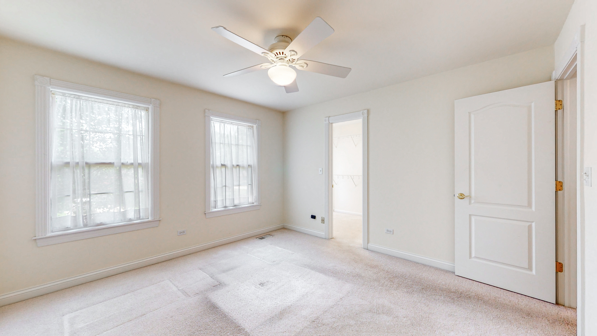1917 Driving Park Road Wheaton, IL 60187 - Photo 24 of 41 a view of an empty room with a window