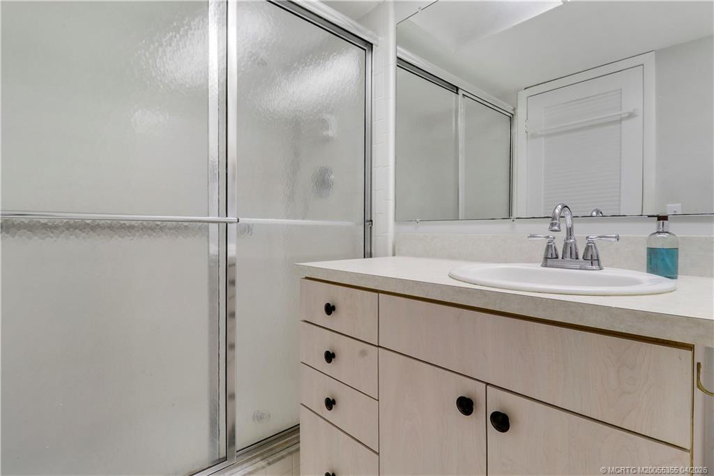 1862 Southwest Palm City Road, Unit 103 Stuart, FL 34994 - Photo 19 of 29 Guest bathroom