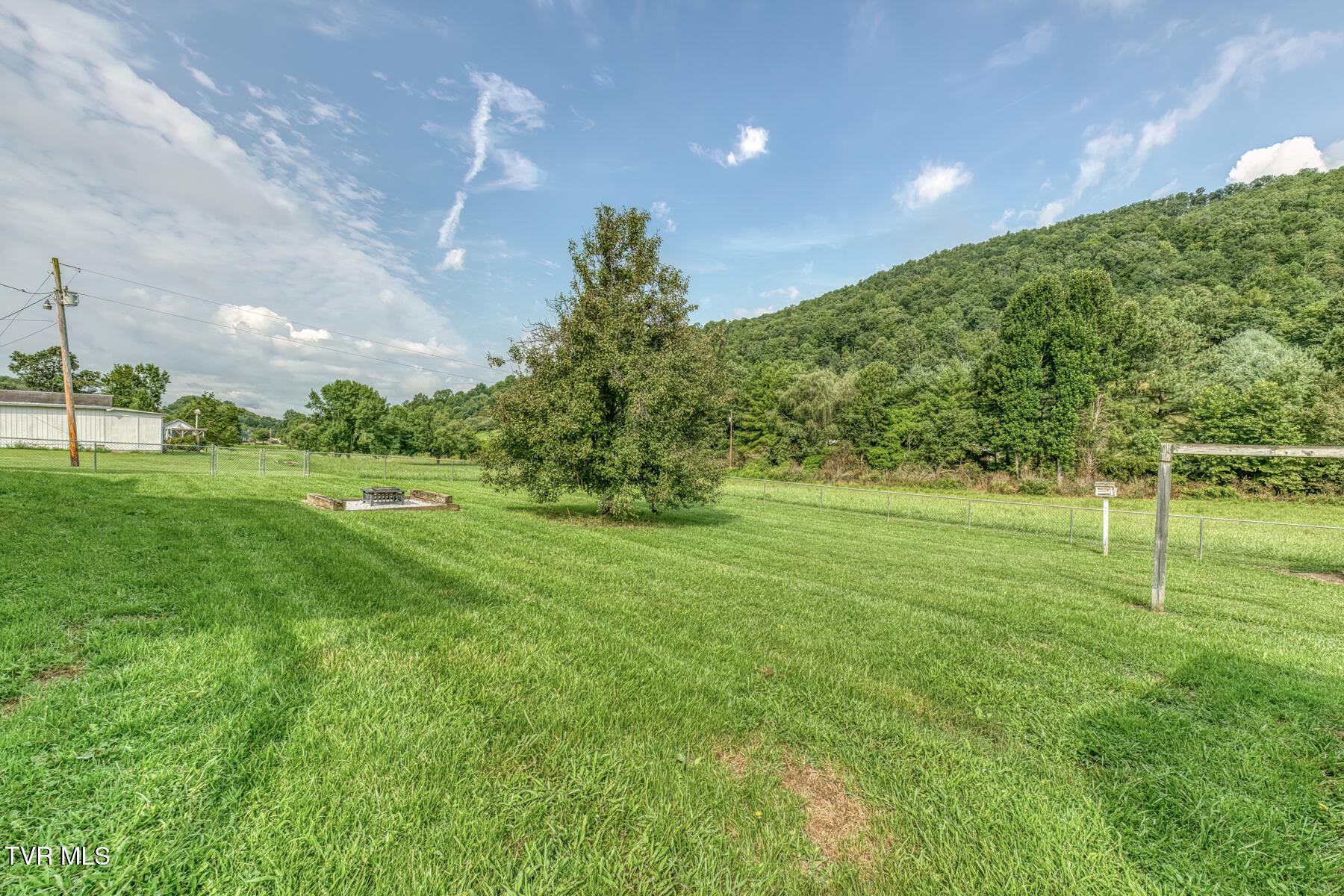 3112 Little Dry Run Road Butler, TN 37640 - Photo 47 of 61 3112 Little Dry Run Rd-52