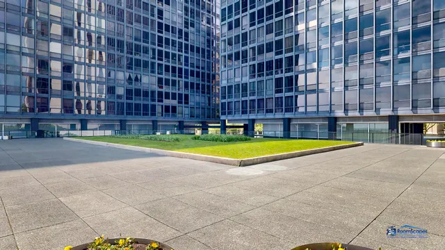 $450,000 | 910 North Lake Shore Drive, Unit 2317, Chicago, IL 60611