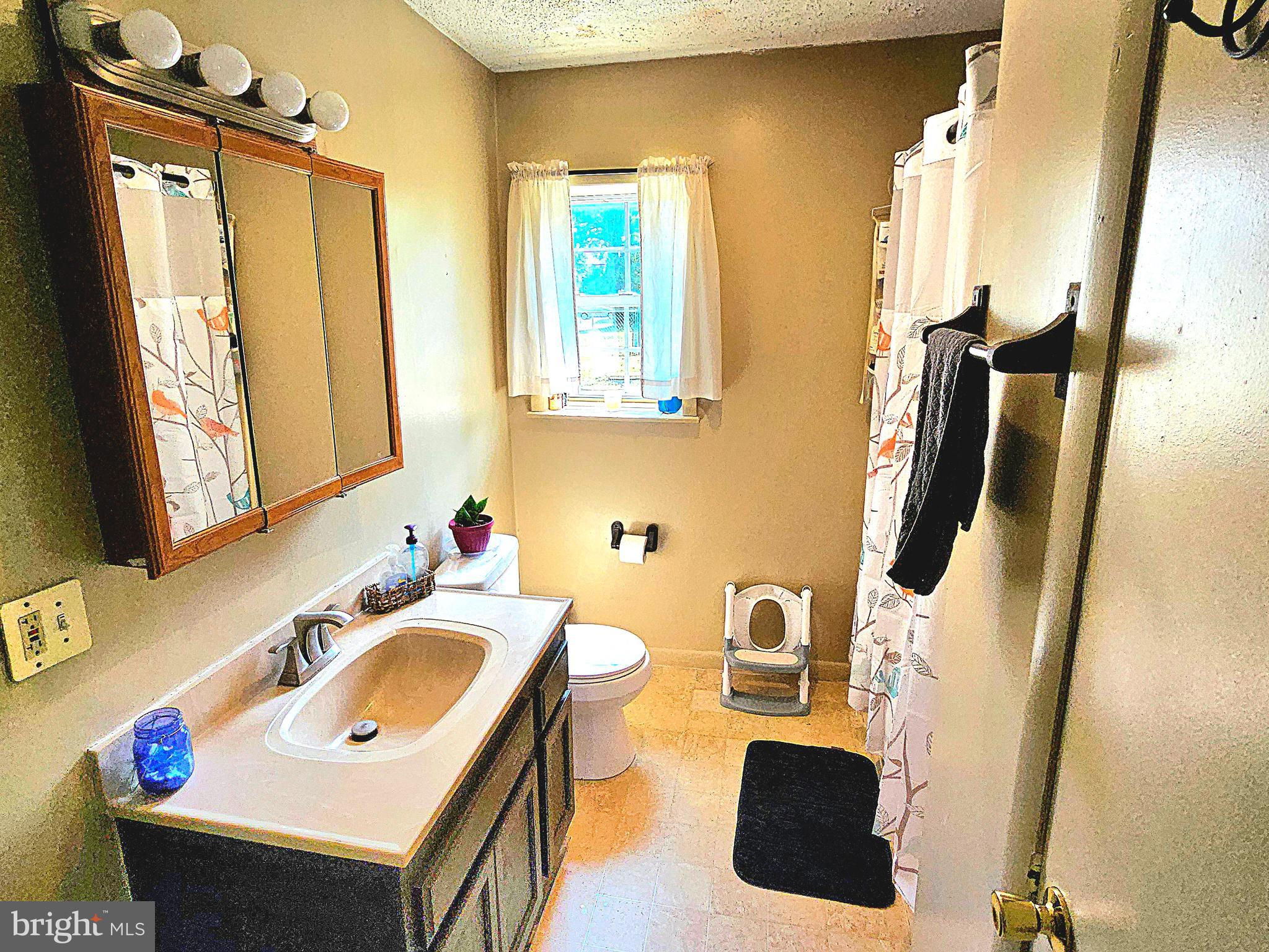 10138 Jonestown Road Grantville, PA 17028 - Photo 9 of 23 Gallery Image 9