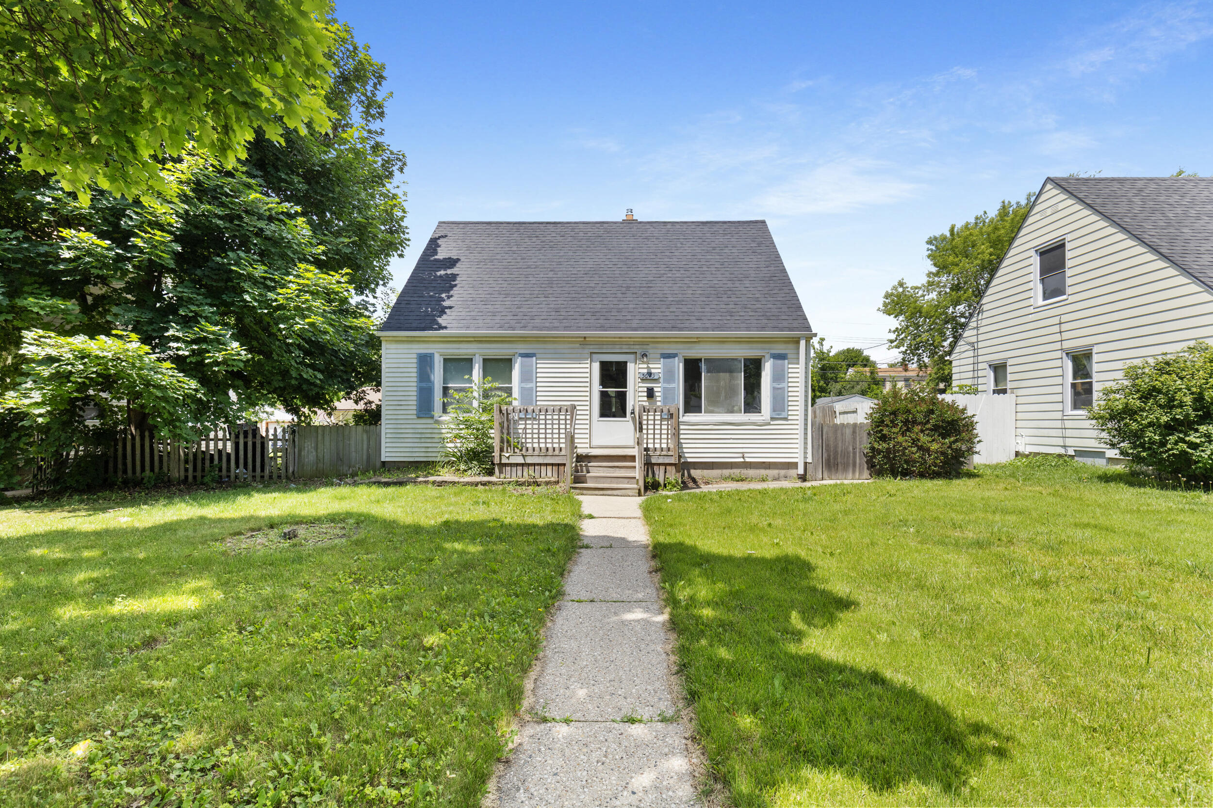 5675 North 58th Street Milwaukee, WI 53218 - Photo 1 of 18 photo jun 28 2026, 10 49 46 pm