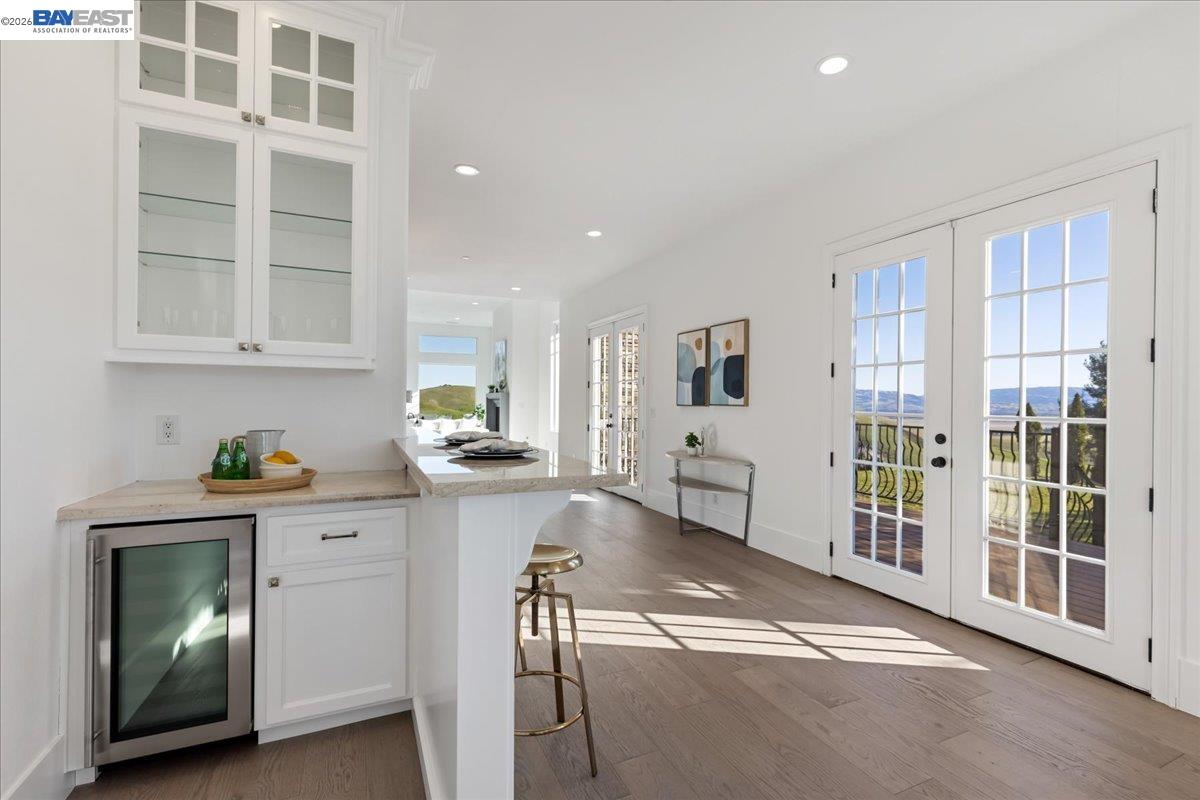 12400 Morgan Territory Road Livermore, CA 94551 - Photo 17 of 59 a open kitchen with cabinets and stainless steel appliances