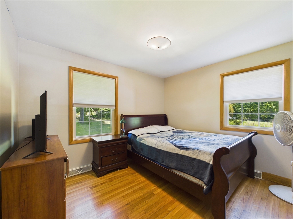 121 Plain Street Rehoboth, MA 02769 - Photo 17 of 39