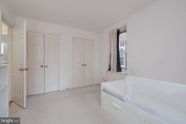 $3,795 | 3630 39th Street Northwest, Unit B530, Washington, DC 20016