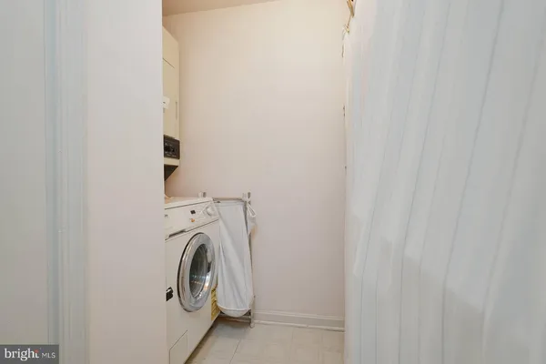 $3,795 | 3630 39th Street Northwest, Unit B530, Washington, DC 20016