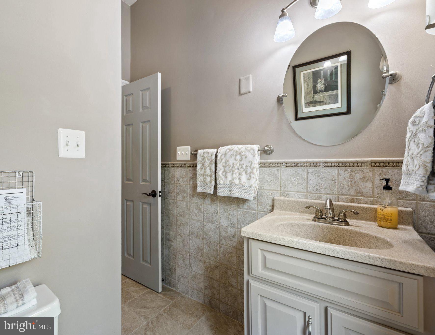 12147 Moss Hollow Road Markham, VA 22643 - Photo 20 of 46 Hall bath with shower