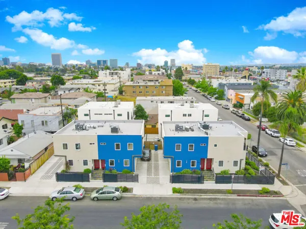 $3,950 | 4710 West Maplewood Avenue, Los Angeles, CA 90004