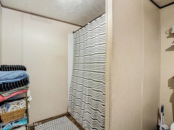 a view of a storage & utility room