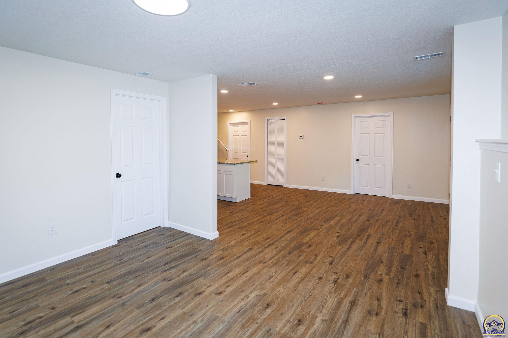 2409 Southwest Fillmore Street Topeka, KS 66611 - Photo 13 of 23