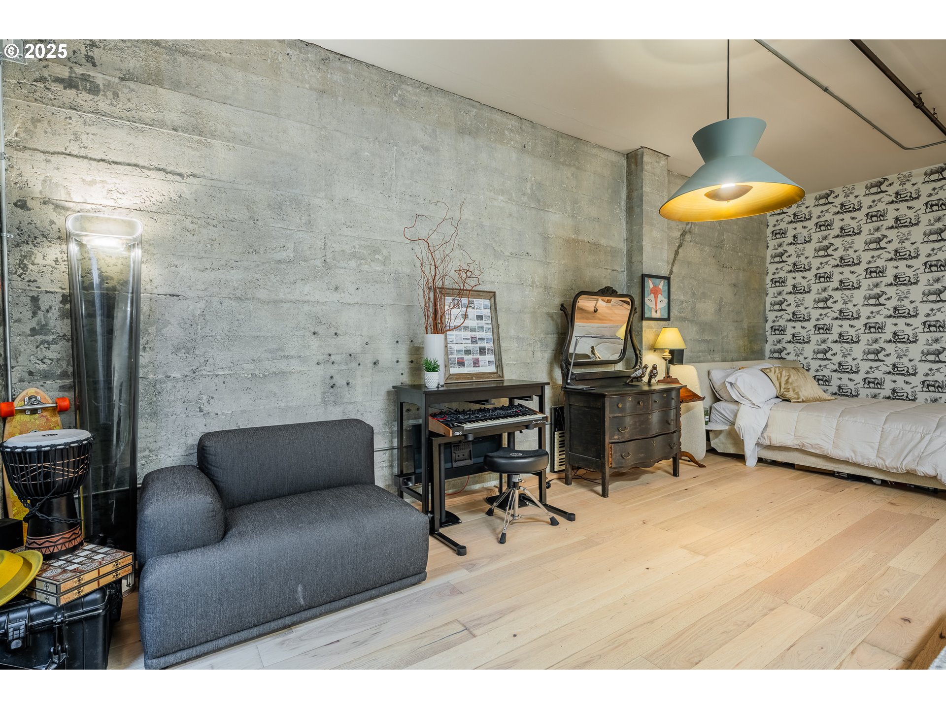 725 Northwest Flanders Street, Unit 304 Portland, OR 97209 - Photo 22 of 42