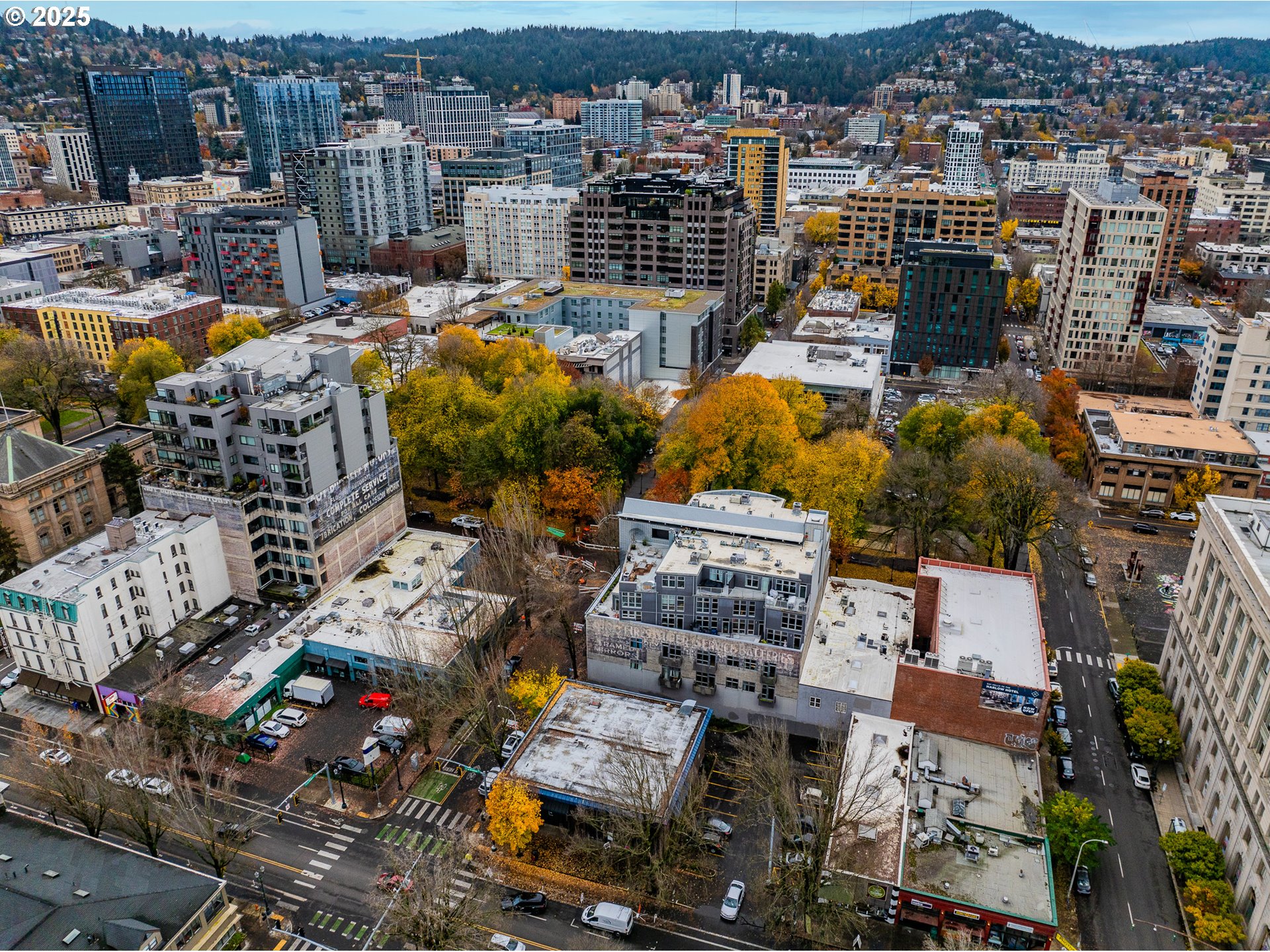 725 Northwest Flanders Street, Unit 304 Portland, OR 97209 - Photo 36 of 42