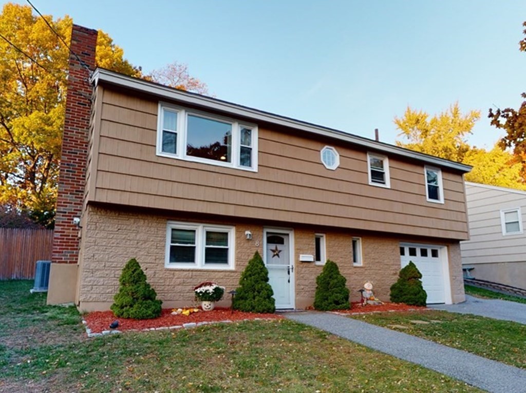 8 Diane Road Peabody, MA 01960 - Photo 1 of 28 Gallery Image 1