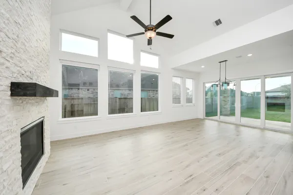 $445,990 | 9519 Chateau Hill, Manvel, TX 77578