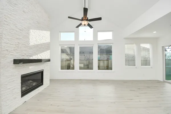 $445,990 | 9519 Chateau Hill, Manvel, TX 77578