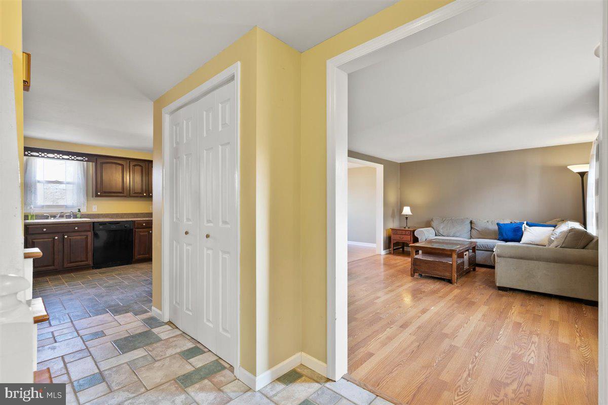 579 Crosswinds Drive Lititz, PA 17543 - Photo 20 of 64 Entry Coat Closet