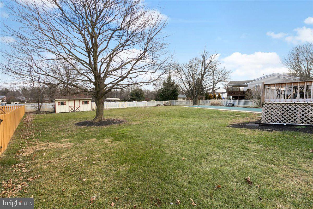 579 Crosswinds Drive Lititz, PA 17543 - Photo 5 of 64 Huge back yard