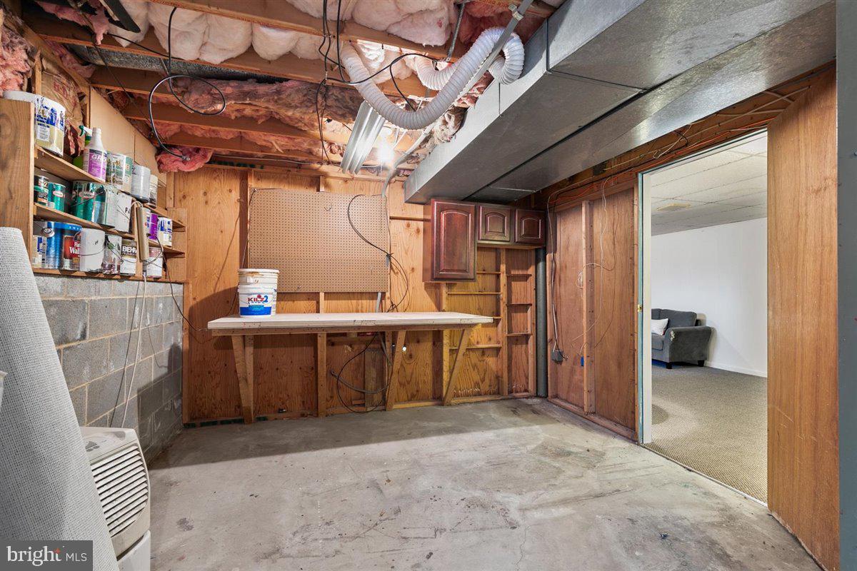 579 Crosswinds Drive Lititz, PA 17543 - Photo 63 of 64 Work shop area