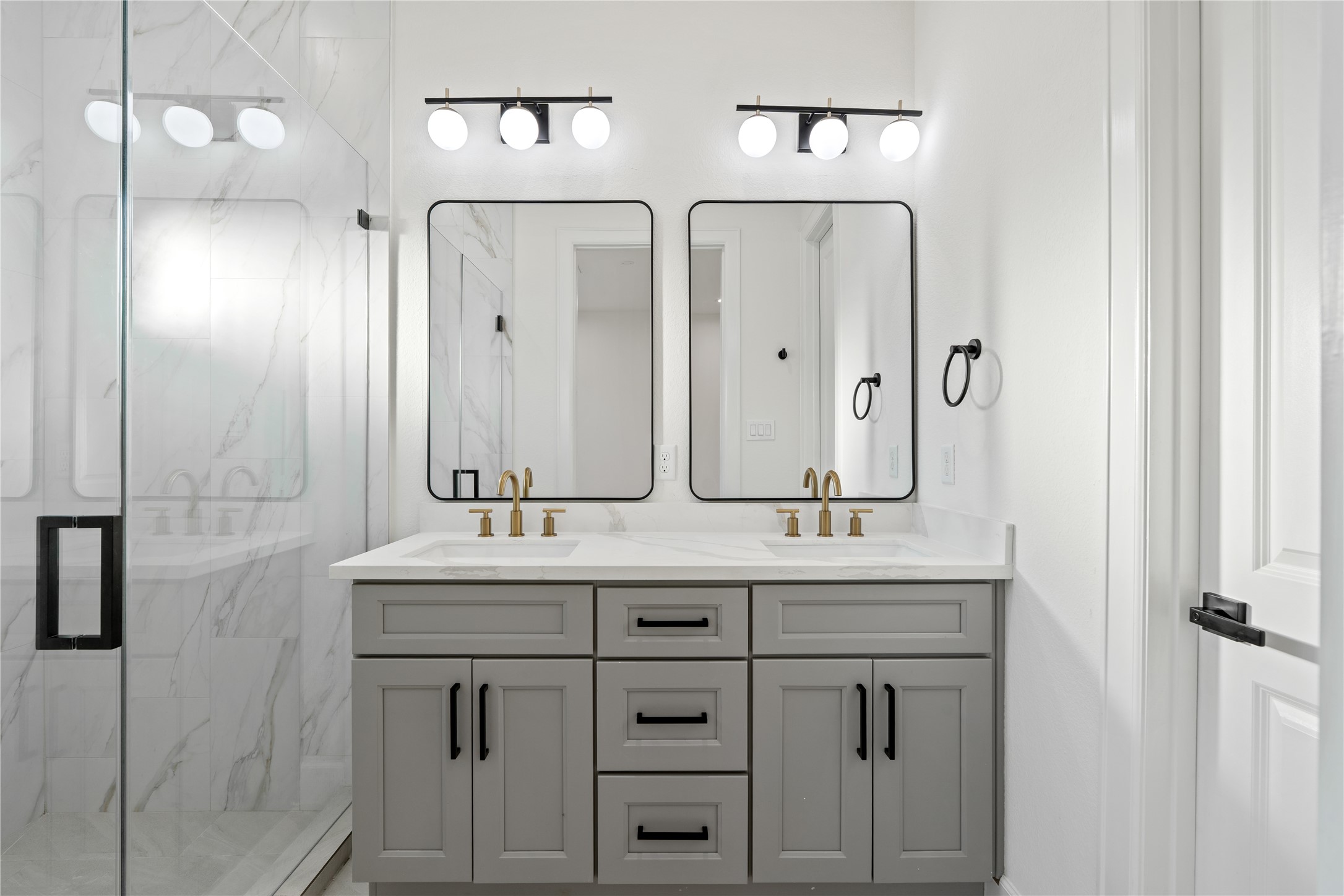 8324 Corinth Street, Unit A Houston, TX 77051 - Photo 18 of 28