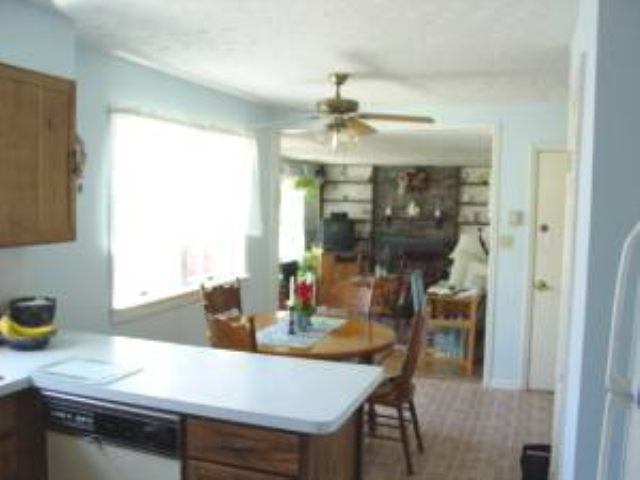 337 Bullock Road Slingerlands, NY 12159 - Photo 5 of 12 Photo 5