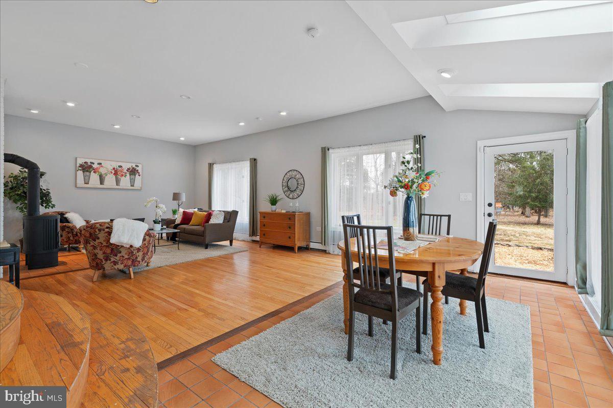 381 Mountain View Road Skillman, NJ 08558 - Photo 5 of 39 Living Room