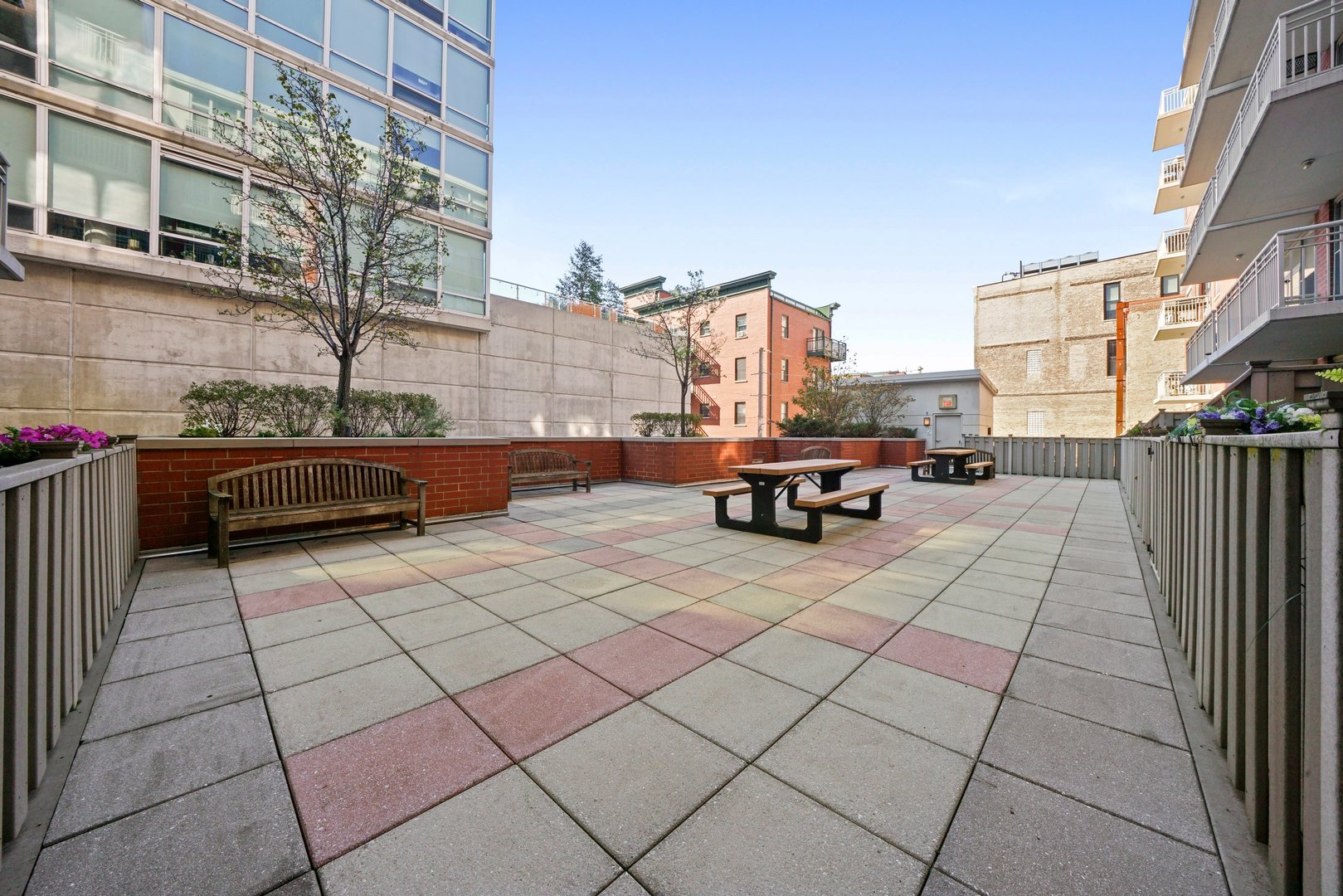 1001 West Madison Street, Unit 405 Chicago, IL 60607 - Photo 22 of 24