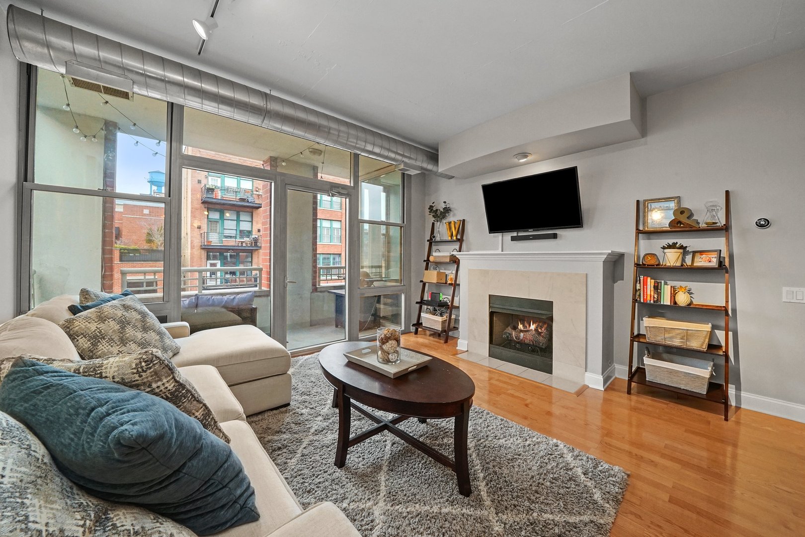 1001 West Madison Street, Unit 405 Chicago, IL 60607 - Photo 9 of 24