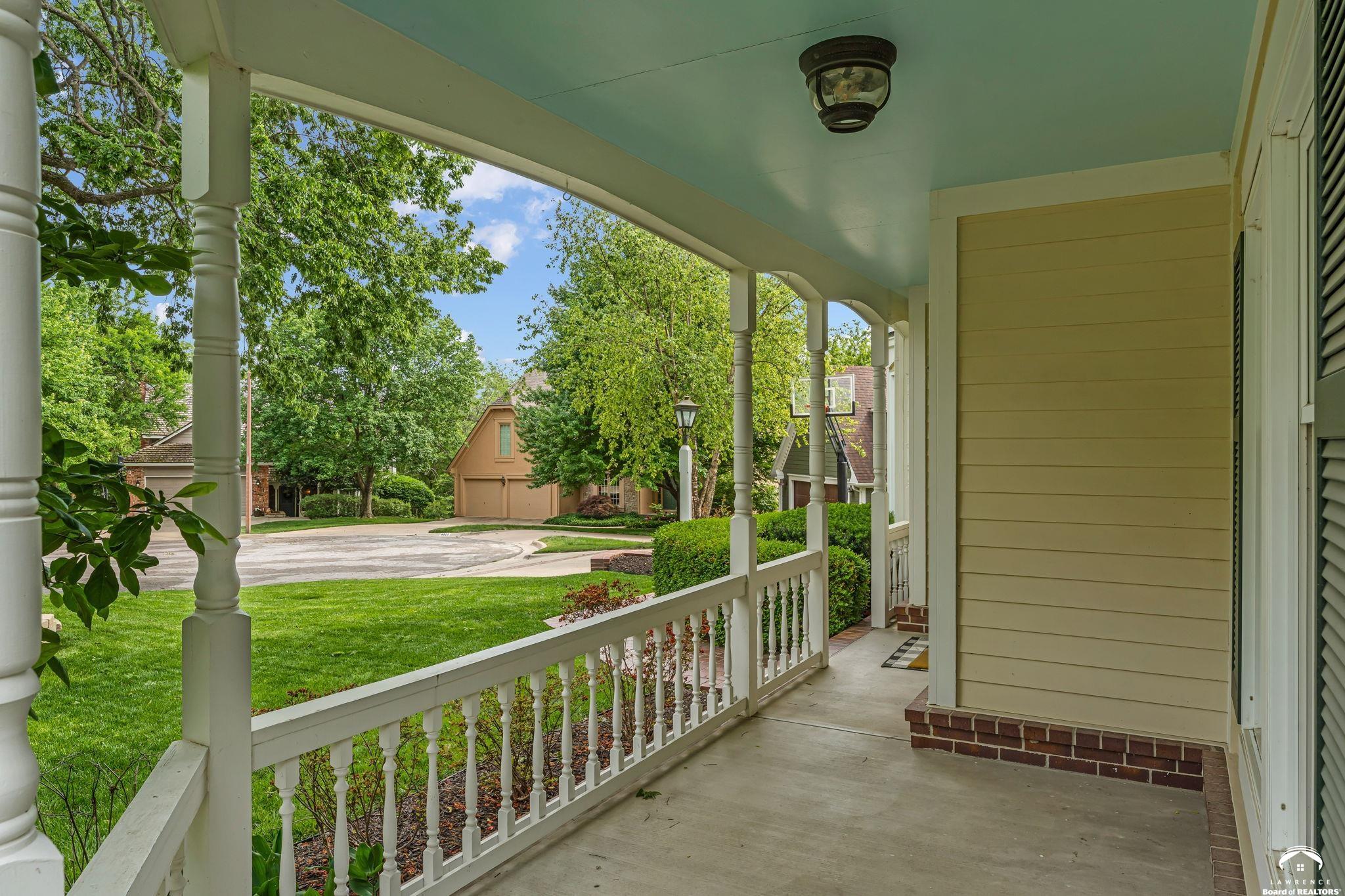 4516 Cedar Ridge Court Lawrence, KS 66049 - Photo 5 of 96
