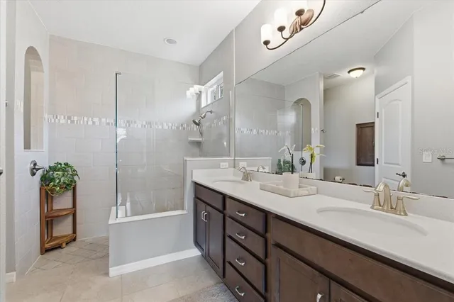 $600,000 | 6 Arena Lake Drive, Palm Coast, FL 32137