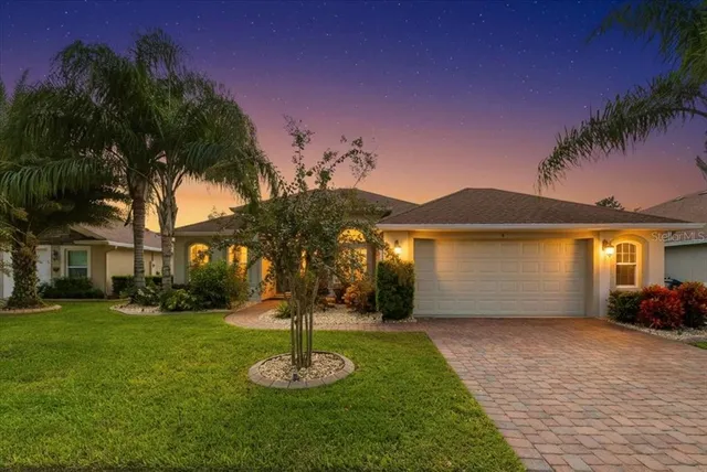 $600,000 | 6 Arena Lake Drive, Palm Coast, FL 32137
