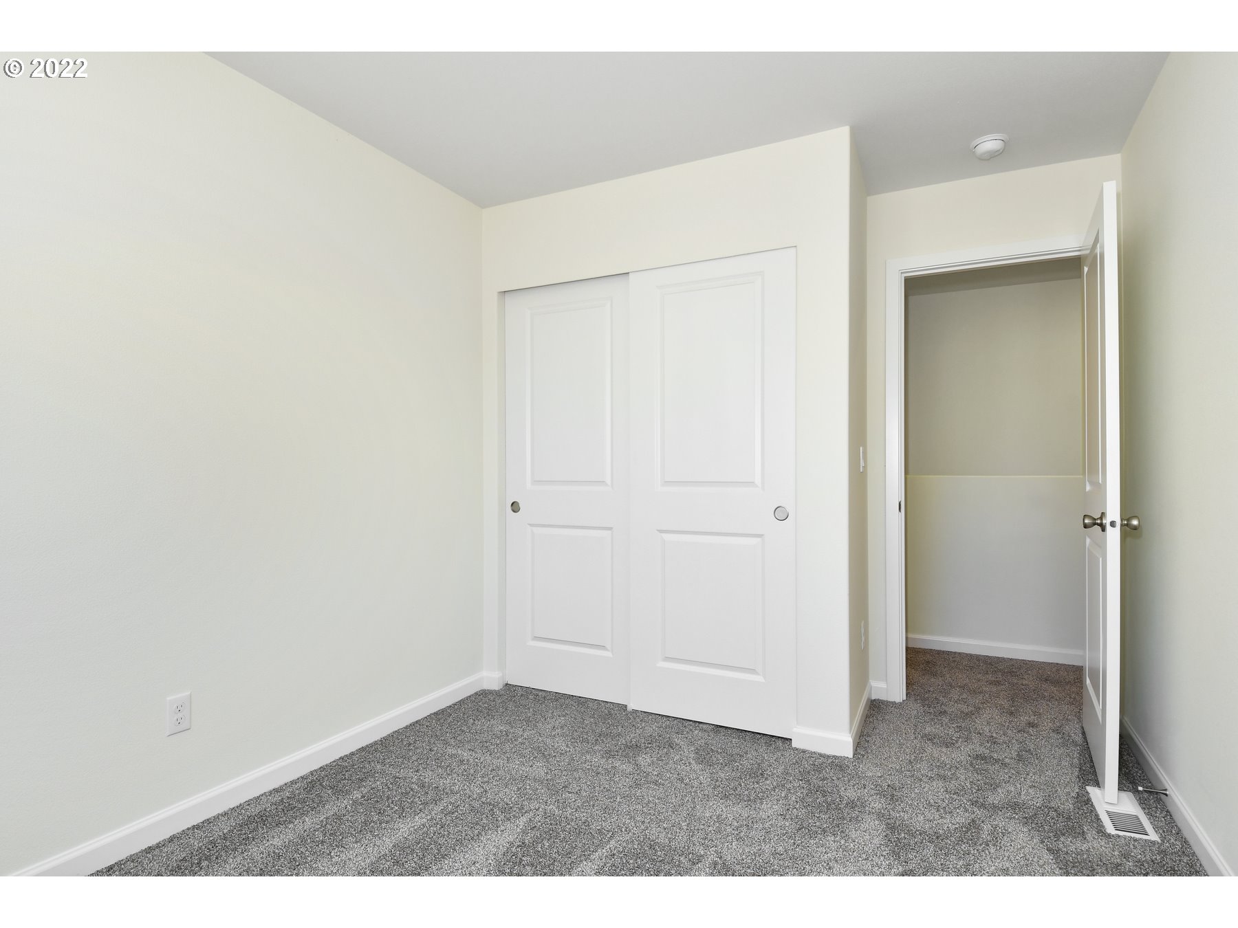 4133 Southwest Hartley Avenue Gresham, OR 97080 - Photo 9 of 10 a view of an empty room