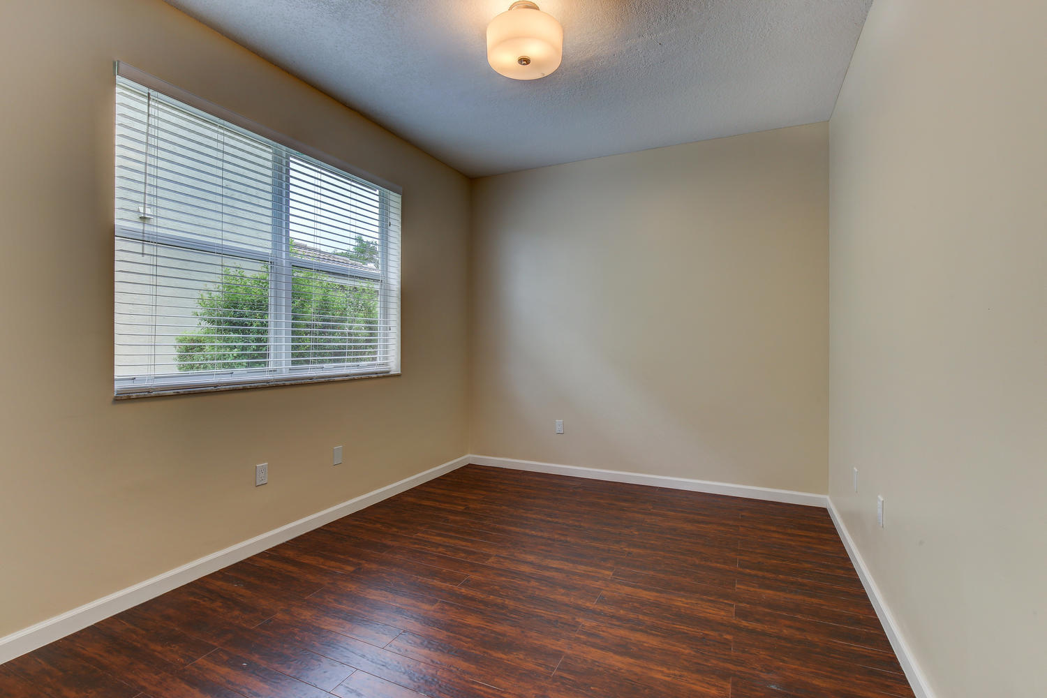 9745 Roche Place Wellington, FL 33414 - Photo 26 of 42 9745 Roche Pl Wellington FL-large-025-Gu