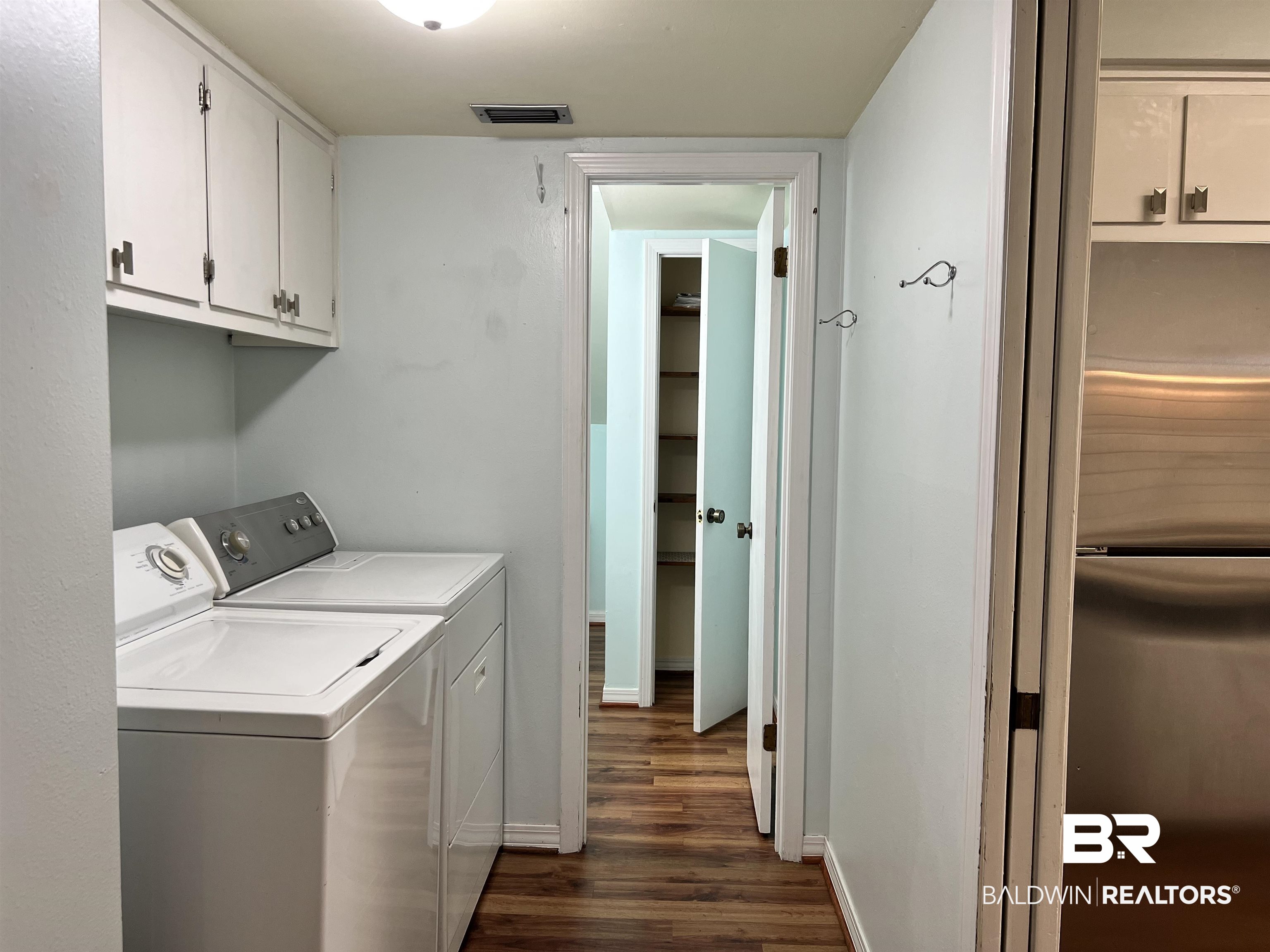 6537 Cedar Bend Court, Unit B Mobile, AL 36608 - Photo 8 of 32