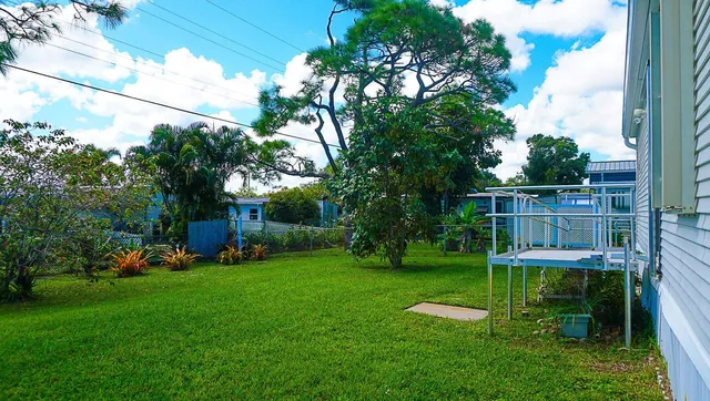 $2,500 | 7030 Southeast Ridgeway Terrace, Hobe Sound, FL 33455